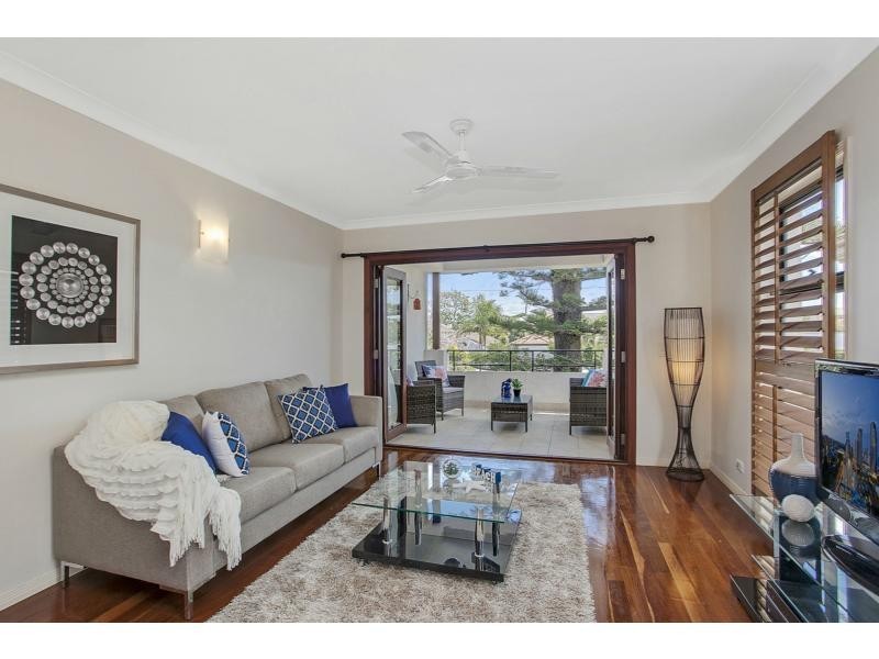1/14 Miami Shore Parade, Miami QLD 4220