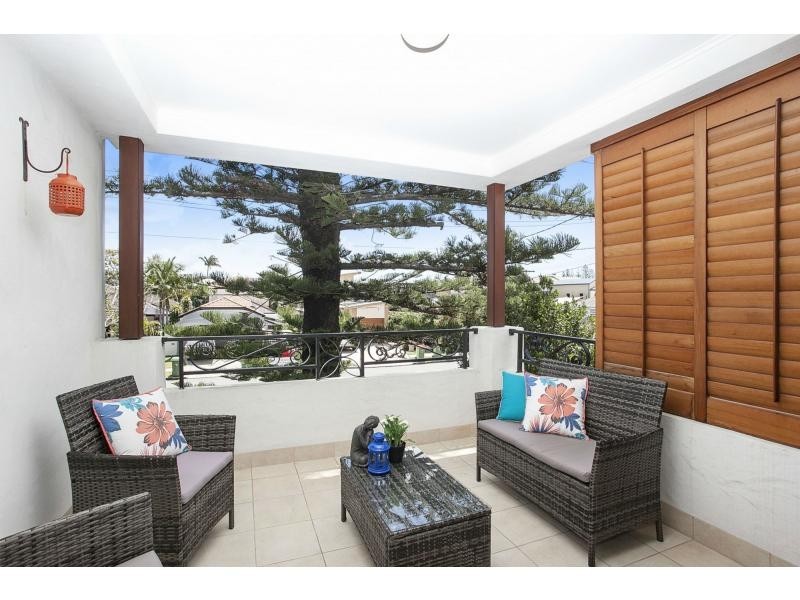 1/14 Miami Shore Parade, Miami QLD 4220