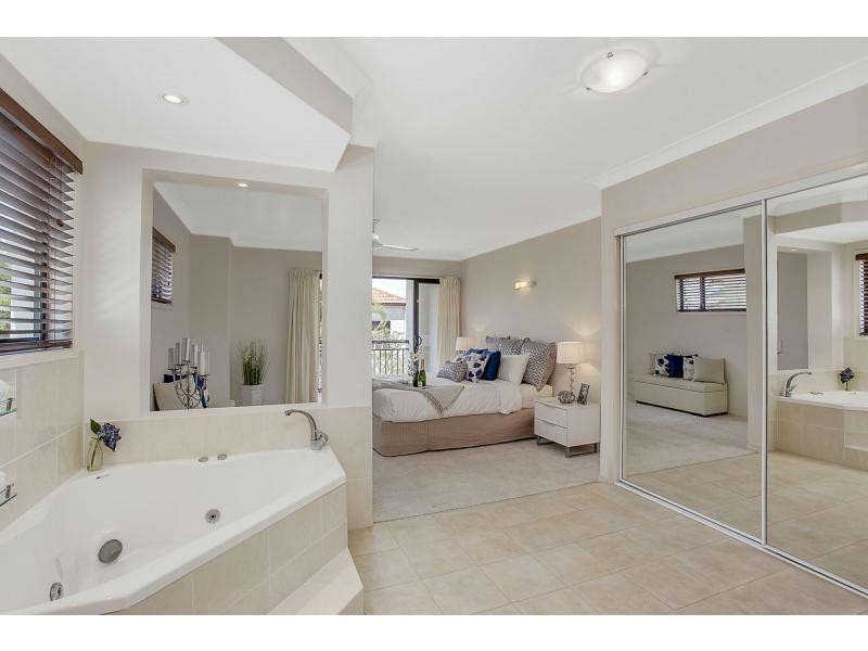 1/14 Miami Shore Parade, Miami QLD 4220