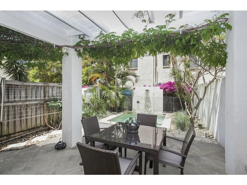 1/14 Miami Shore Parade, Miami QLD 4220