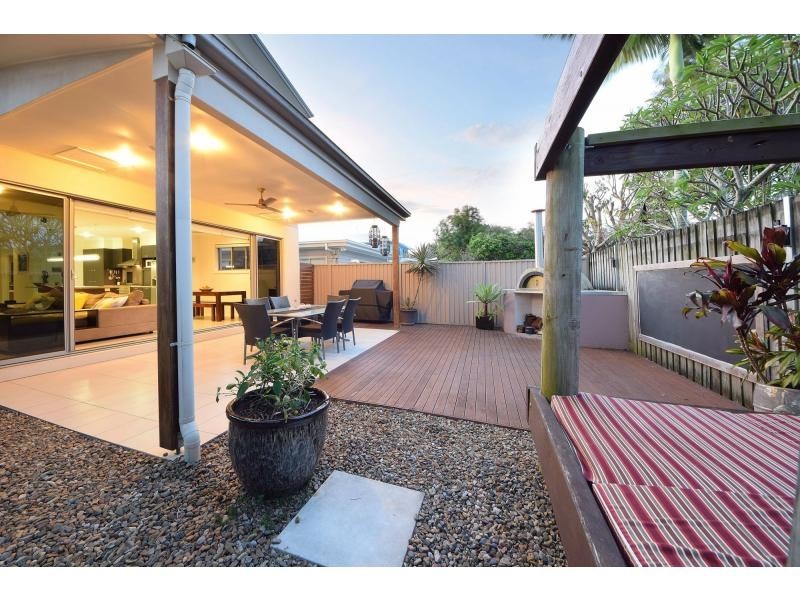 133 Nobby Parade, Miami QLD 4220