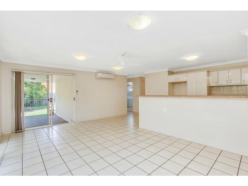 32 Gardendale Crescent, Burleigh Waters QLD 4220