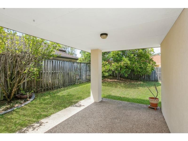 32 Gardendale Crescent, Burleigh Waters QLD 4220