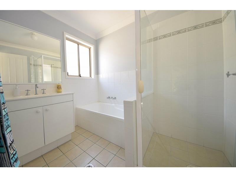 82 Inwood Circuit, Merrimac QLD 4226