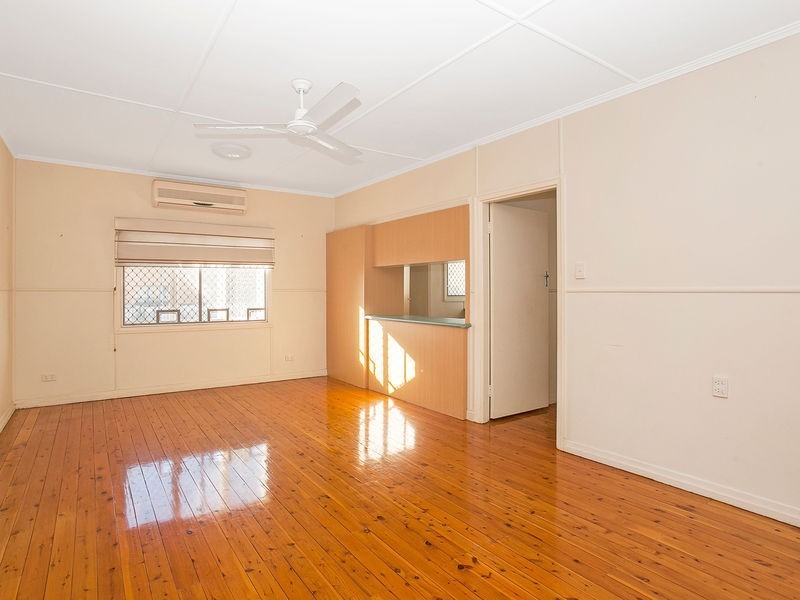 2097 Gold Coast Highway, Miami QLD 4220