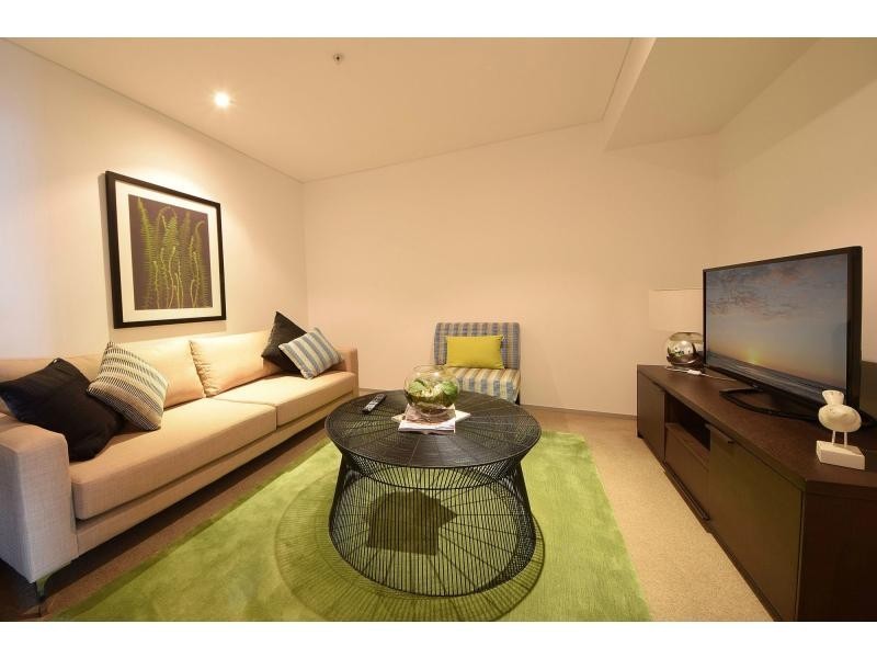 Unit @/2 The Esplanade, Burleigh Heads QLD 4220