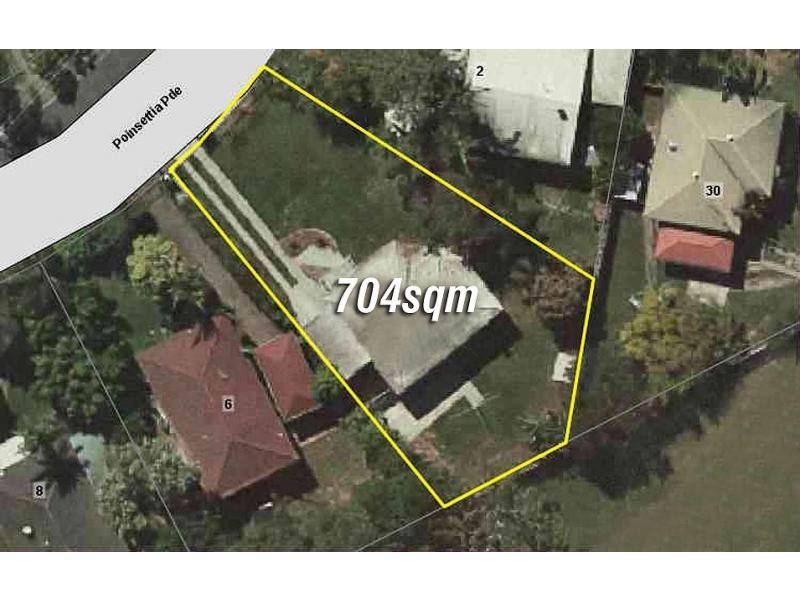 4 Poinsettia Parade, Varsity Lakes QLD 4227