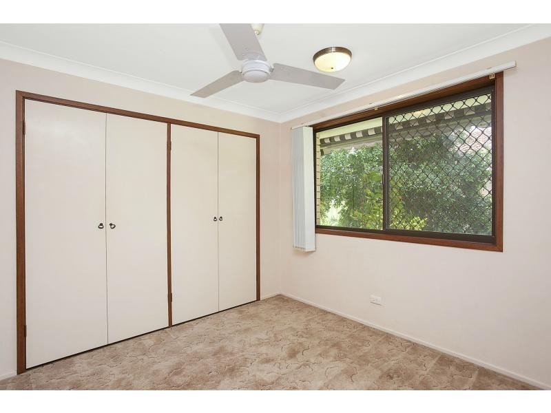 8 Myrtle Court, Palm Beach QLD 4221