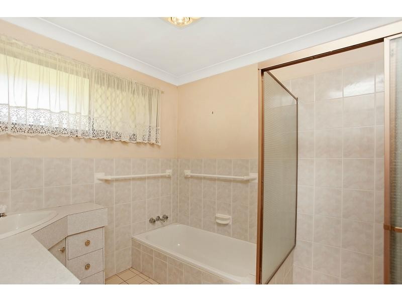 8 Myrtle Court, Palm Beach QLD 4221