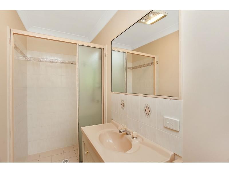 8 Myrtle Court, Palm Beach QLD 4221