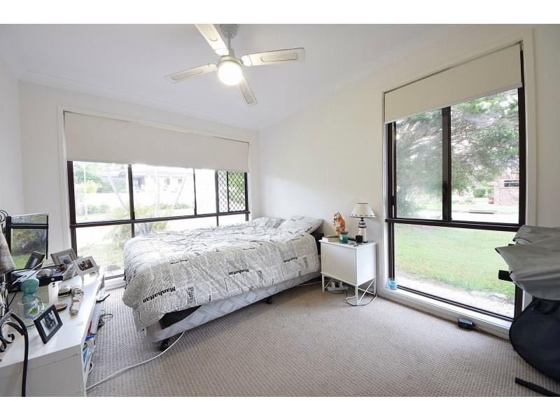 1 Petunia Court, Miami QLD 4220