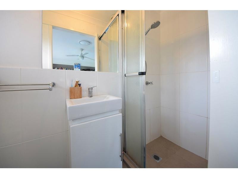 1 Petunia Court, Miami QLD 4220