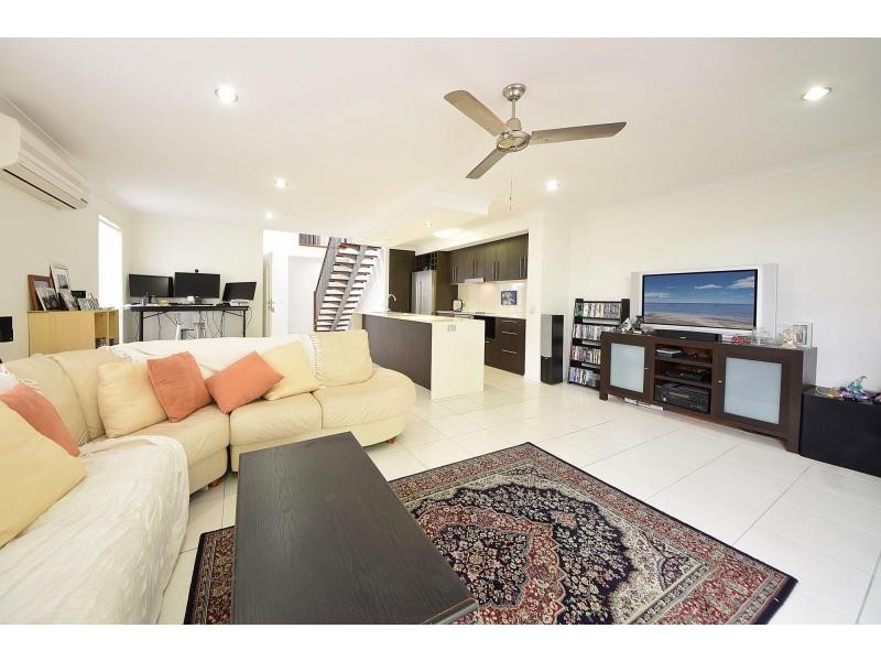 99 Verona Circuit, Burleigh Waters QLD 4220