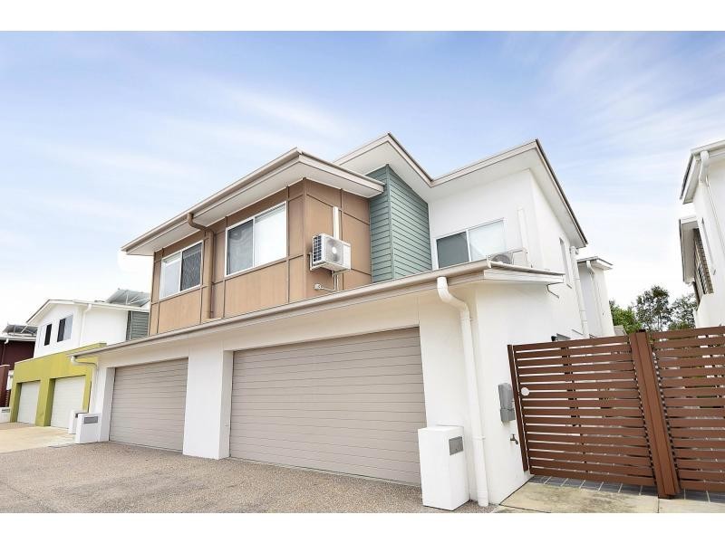 99 Verona Circuit, Burleigh Waters QLD 4220