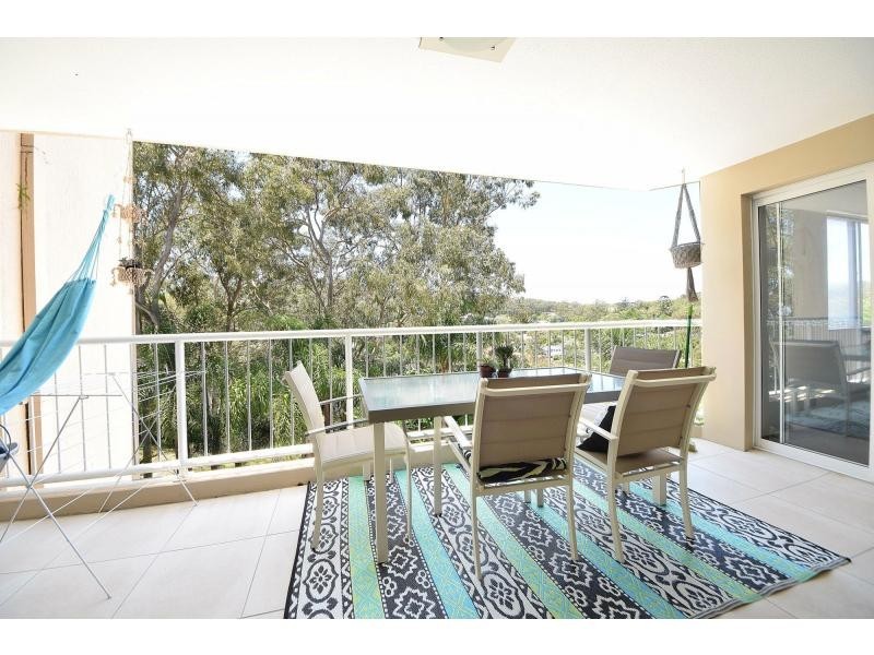 12/14 Brake Street, Burleigh Heads QLD 4220