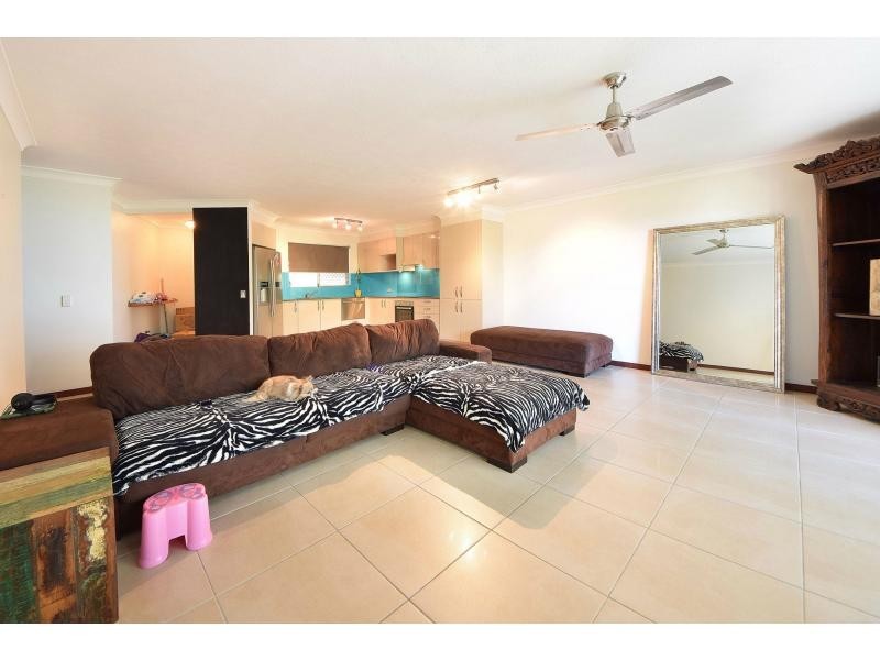 12/14 Brake Street, Burleigh Heads QLD 4220