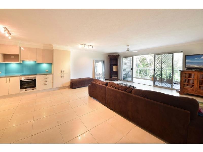 12/14 Brake Street, Burleigh Heads QLD 4220