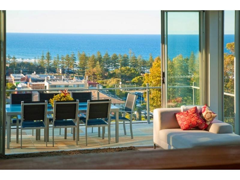 1/20 Mount Street, Burleigh Heads QLD 4220