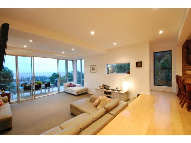 1/20 Mount Street, Burleigh Heads QLD 4220