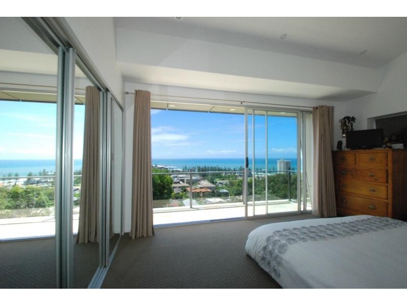 1/20 Mount Street, Burleigh Heads QLD 4220