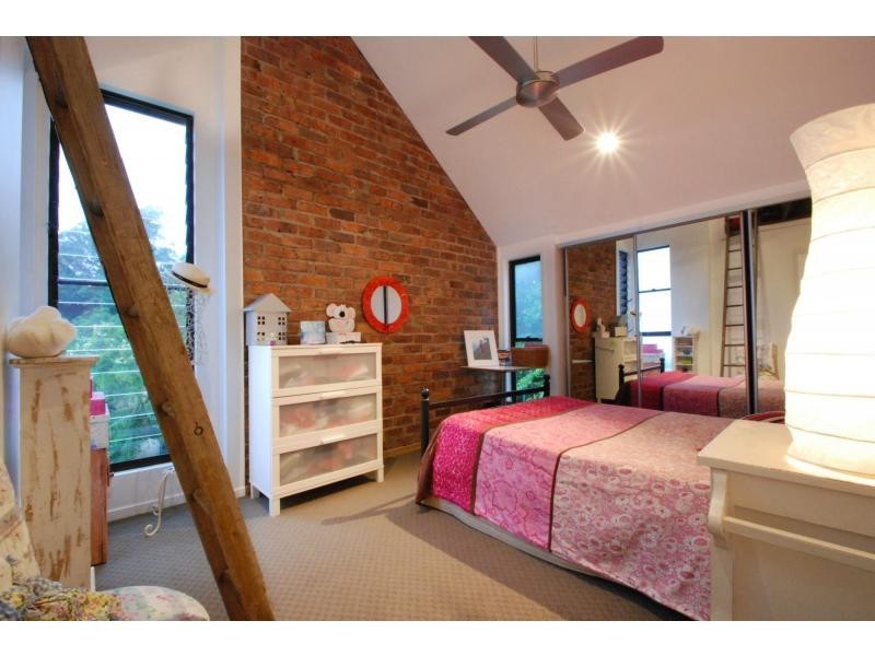 1/20 Mount Street, Burleigh Heads QLD 4220