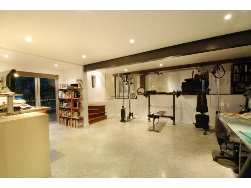 1/20 Mount Street, Burleigh Heads QLD 4220