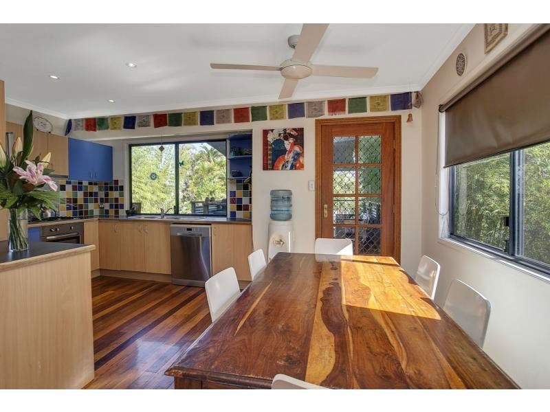 61 Warrina Crescent, Burleigh Waters QLD 4220