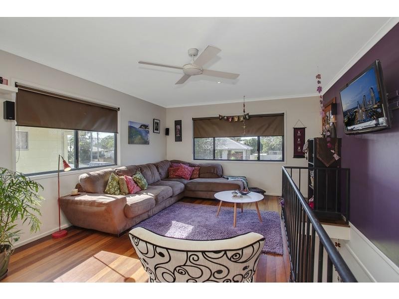 61 Warrina Crescent, Burleigh Waters QLD 4220
