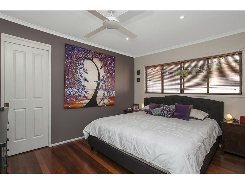 61 Warrina Crescent, Burleigh Waters QLD 4220