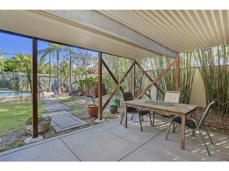 61 Warrina Crescent, Burleigh Waters QLD 4220