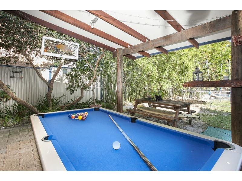 61 Warrina Crescent, Burleigh Waters QLD 4220