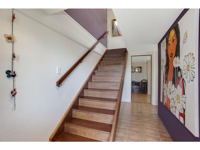 61 Warrina Crescent, Burleigh Waters QLD 4220