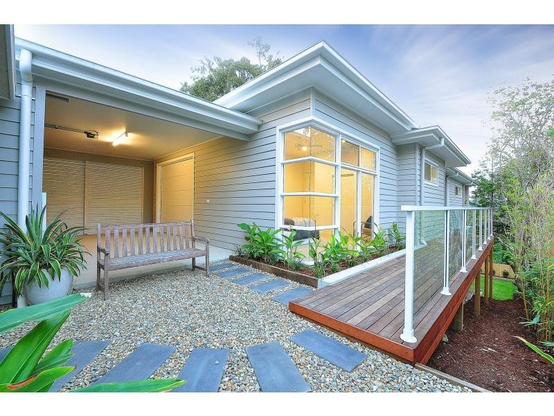 202A Ocean Parade, Burleigh Heads QLD 4220