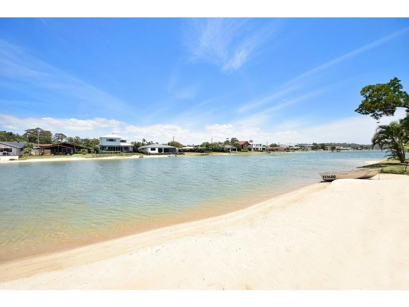 170 Tahiti Avenue, Palm Beach QLD 4221