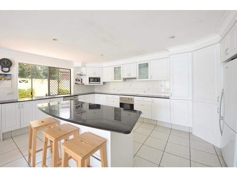 170 Tahiti Avenue, Palm Beach QLD 4221