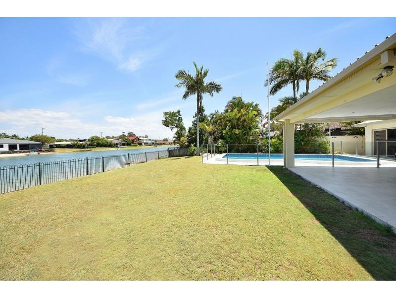 170 Tahiti Avenue, Palm Beach QLD 4221