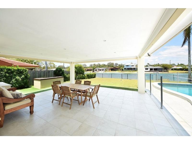 170 Tahiti Avenue, Palm Beach QLD 4221