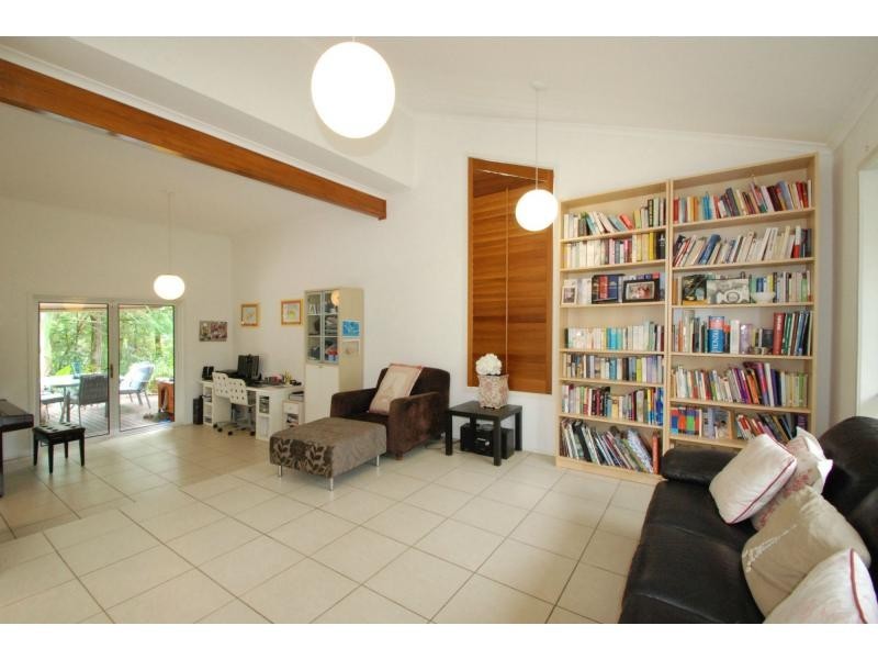 24 Banff Court, Robina QLD 4226