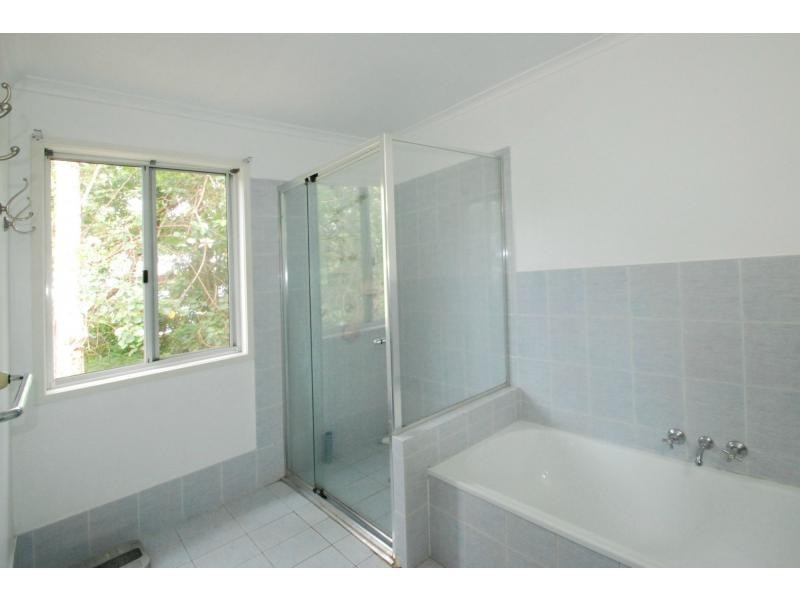 24 Banff Court, Robina QLD 4226