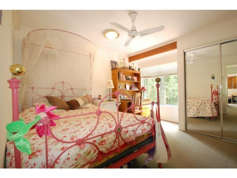 24 Banff Court, Robina QLD 4226