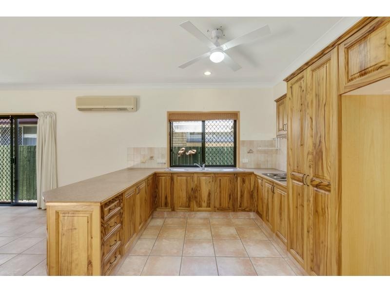 1/60 Chainey Avenue, Miami QLD 4220