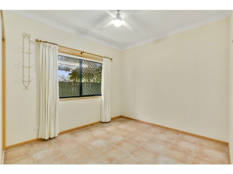 1/60 Chainey Avenue, Miami QLD 4220