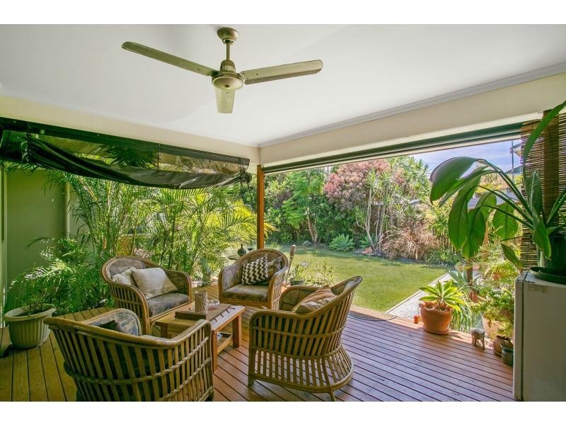 64 Banksia Broadway, Burleigh Waters QLD 4220