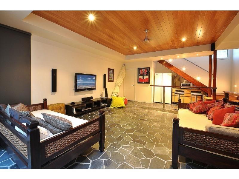 4/14 Wairoo Street, Burleigh Heads QLD 4220