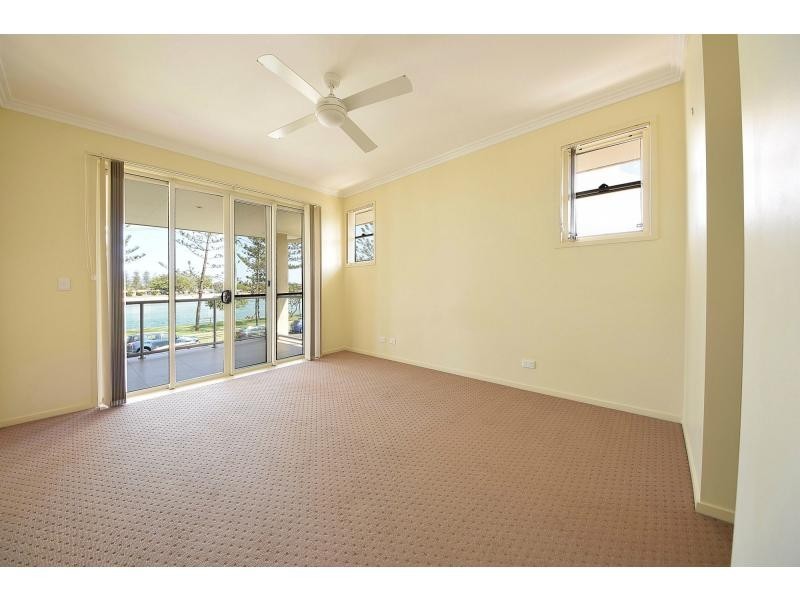 3 Awoonga Avenue, Burleigh Heads QLD 4220