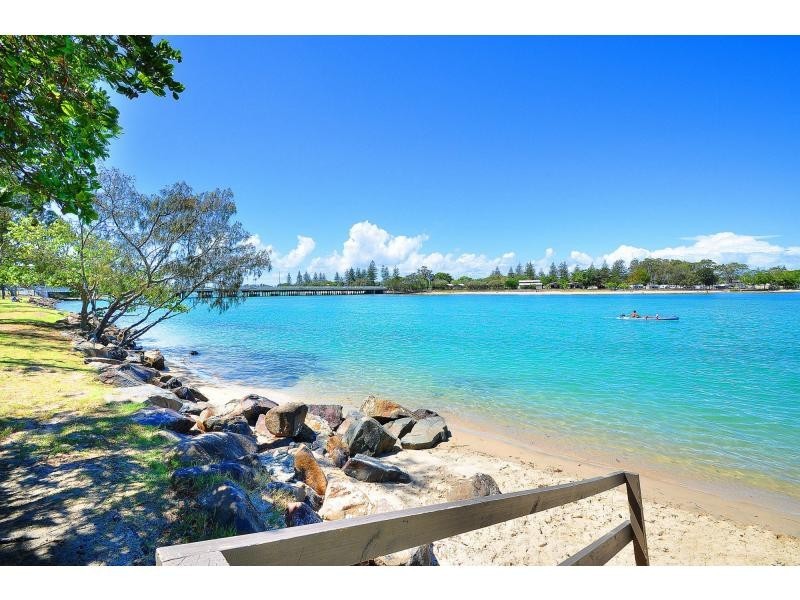 3 Awoonga Avenue, Burleigh Heads QLD 4220