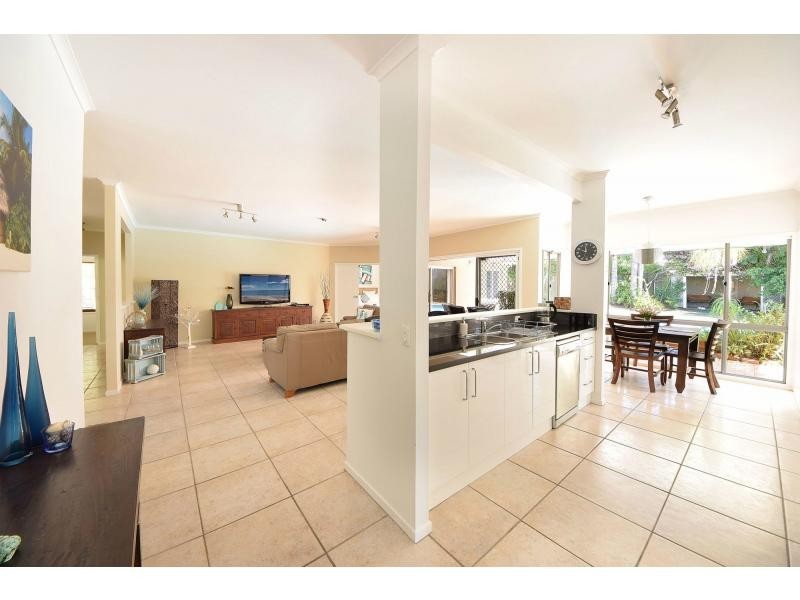 14 Turramurra Drive, Robina QLD 4226