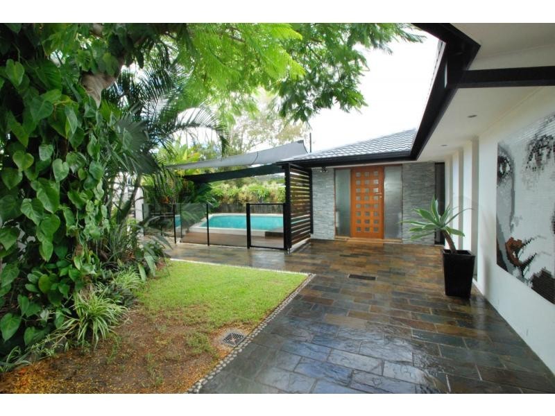 1784 Gold Coast Highway, Burleigh Heads QLD 4220