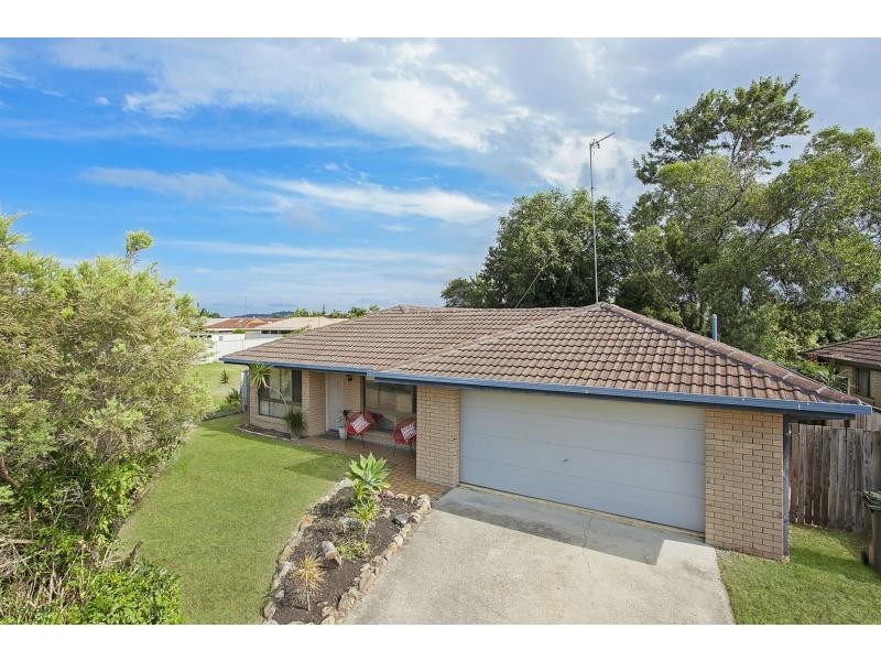 16 Pipit Parade, Burleigh Waters QLD 4220