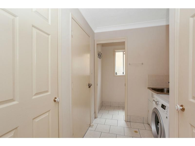 2/15 Cedar Court, Burleigh Heads QLD 4220